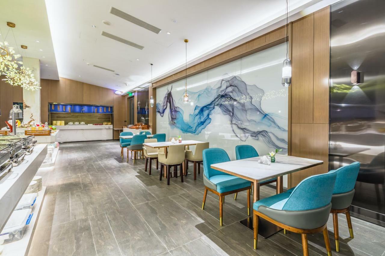 济南双山大街百脉泉亚朵酒店 外观 照片